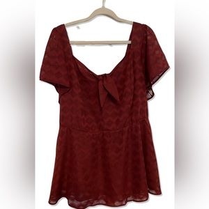 NWT Torrid Fit And Flare Top Chevron Maroon Size 3 Sweetheart Neckline